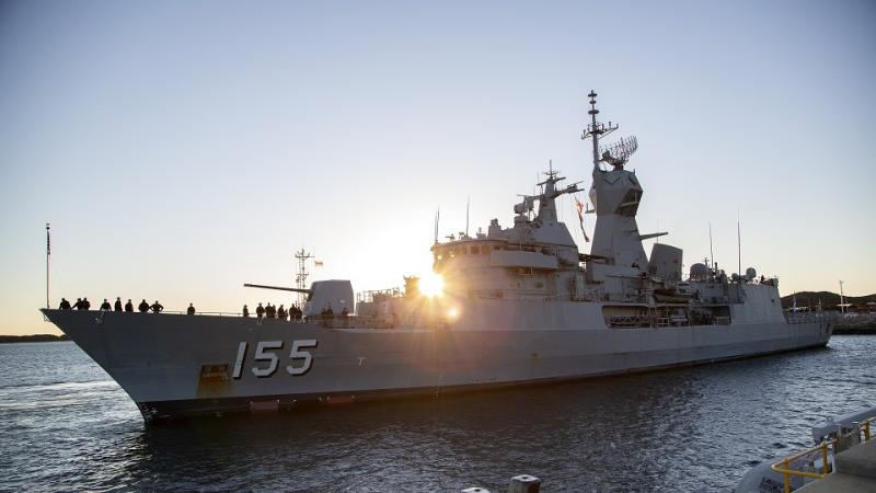HMAS Ballarat (II), helicopter frigate (FFH).