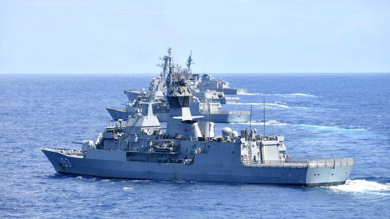 HMAS Stuart (III), frigate helicopter.