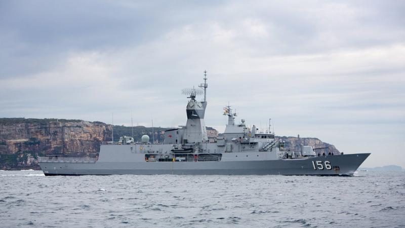 HMAS Toowoomba (II), frigate helicopter (FFH).